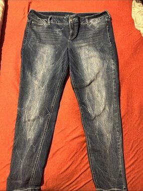 Maurice’s Distressed Dark Blue Women's Jeggings size xxl-s,